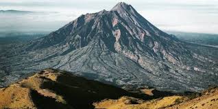 Eksplorasi Wisata Gunung Indonesia